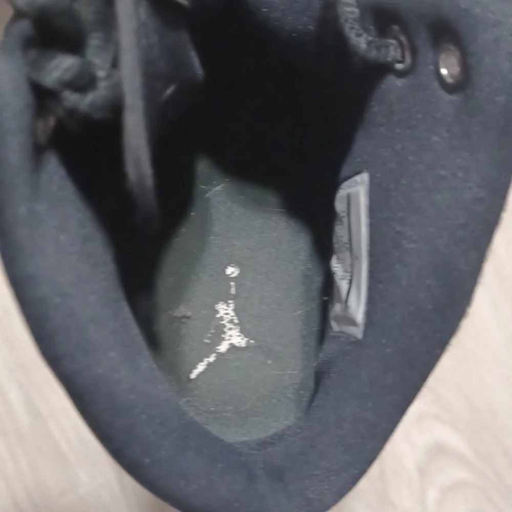 AIR JORDAN EXECUTIVE black sneakers.  Black mid top gym shoes.  Athleisure Urban